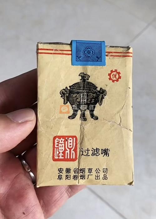 钟鼎香烟多少钱一条【钟鼎香烟多少钱一条图片】